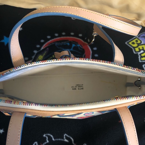 Purse - Picture 4 of 8